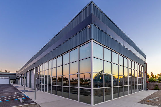 Edificios prefabricados de acero para uso comercial Edificios prefabricados con estructura de acero ligero