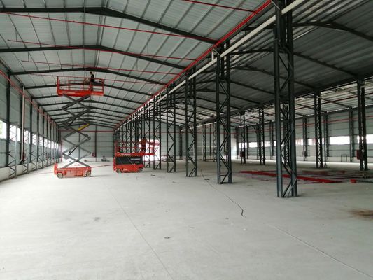 Estructura de acero galvanizado / pintado en caliente Edificio de almacén Pre-ingeniería