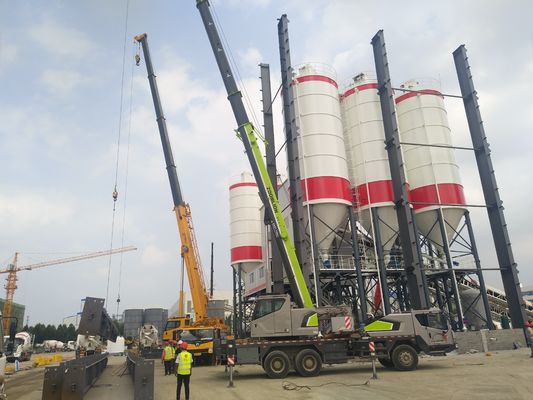 Taller de estructuras comerciales de acero Almacén prefabricado de acero a medida
