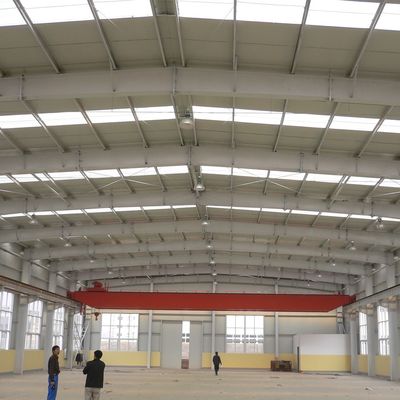 Construcción prefabricada con marco de acero pre-diseñado