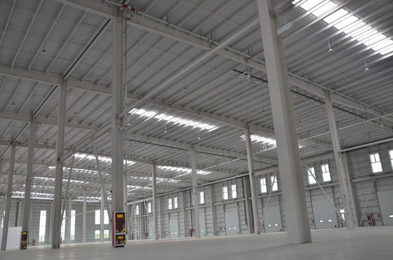 Edificios de estructura de acero asequible / personalizable para proyectos industriales prefabricados de vía rápida