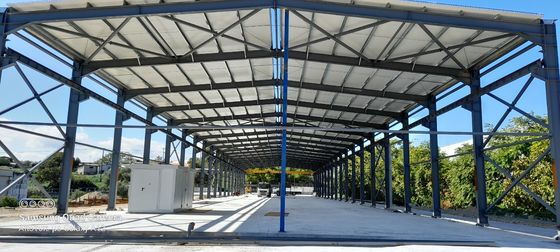 Instalaciones de construcción y materiales de construcción para la construcción sostenible Panel de sándwich PU y accesorios para claraboyas
