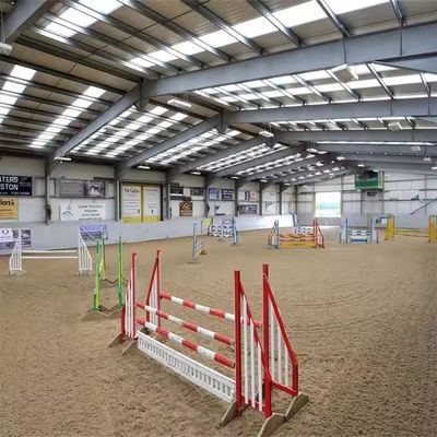 Diseño de salón de deportes gimnasio Estructura de acero Construcción de canchas de baloncesto