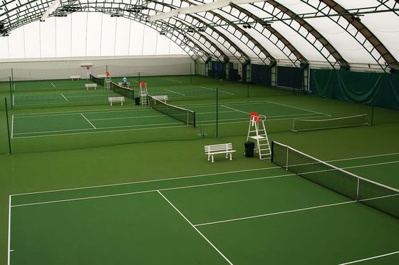 Almacén fabricado con acero de aleación de aluminio para la construcción de canchas de deportes y gimnasios